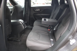 Used 2017  Jeep Cherokee 4d SUV 4WD Latitude V6 at Warner Motors near East Orange&comma; NJ