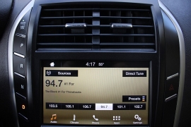 Used 2016  Lincoln MKC 4d SUV AWD Select at Warner Motors near East Orange, NJ