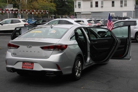 Used 2019  Hyundai Sonata 4d Sedan Limited 2&period;4L at Warner Motors near East Orange&comma; NJ