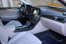 Used 2017  Hyundai Sonata 4d Sedan Limited at Warner Motors near East Orange&comma; NJ