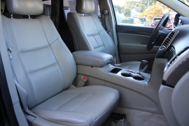 Used 2012 Jeep Grand Cherokee 4d SUV 4WD Laredo at Warner Motors near East Orange, NJ
