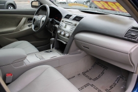 Used 2010  Toyota Camry 4d Sedan Auto at Warner Motors near East Orange&comma; NJ
