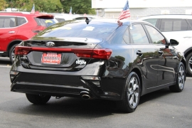 Used 2019  Kia Forte 4d Sedan LXS at Warner Motors near East Orange&comma; NJ