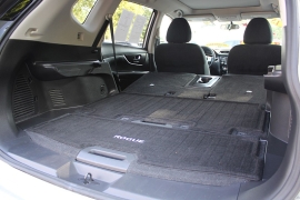 Used 2015  Nissan Rogue 4d SUV AWD SV at Warner Motors near East Orange&comma; NJ