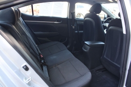 Used 2020  Hyundai Elantra 4d Sedan SEL at Warner Motors near East Orange&comma; NJ