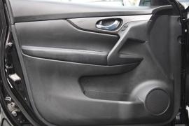 Used 2018  Nissan Rogue 4d SUV AWD SL at Warner Motors near East Orange&comma; NJ