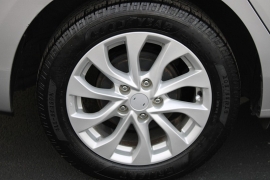 Used 2019  Nissan Sentra 4d Sedan SV at Warner Motors near East Orange&comma; NJ