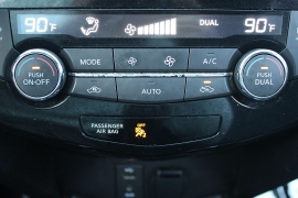 Used 2016  Nissan Rogue 4d SUV AWD SV at Warner Motors near East Orange&comma; NJ