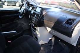 Used 2018  Dodge Grand Caravan 4d Wagon SE at Warner Motors near East Orange&comma; NJ