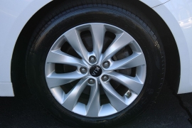 Used 2018  Kia Optima 4d Sedan LX at Warner Motors near East Orange&comma; NJ