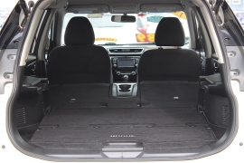 Used 2015  Nissan Rogue 4d SUV AWD SV at Warner Motors near East Orange&comma; NJ