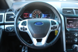 Used 2013 Ford Explorer 4d SUV 4WD XLT at Warner Motors near East Orange, NJ