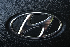 Used 2020  Hyundai Elantra 4d Sedan SEL at Warner Motors near East Orange&comma; NJ