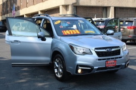 Used 2017  Subaru Forester 4d SUV 2&period;5i Touring at Warner Motors near East Orange&comma; NJ
