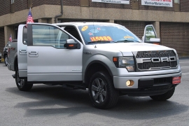 Used 2014  Ford F-150 4WD Supercrew FX4 5 1&sol;2 at Warner Motors near East Orange&comma; NJ