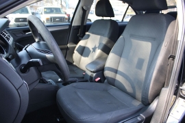 Used 2015  Volkswagen Jetta 4d Sedan SE Auto at Warner Motors near East Orange&comma; NJ