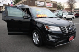 Used 2017 Ford Explorer 4d SUV 4WD XLT at Warner Motors near East Orange, NJ