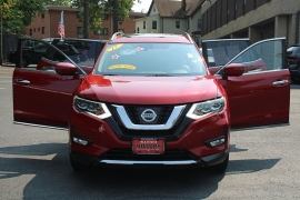 Used 2017  Nissan Rogue 4d SUV AWD SL at Warner Motors near East Orange&comma; NJ