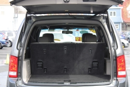 Used 2011  Honda Pilot 4d SUV 4WD EX-L at Warner Motors near East Orange&comma; NJ