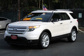 Used 2014 Ford Explorer 4d SUV 4WD XLT at Warner Motors near East Orange, NJ