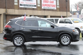 Used 2018  Nissan Rogue 4d SUV AWD SL at Warner Motors near East Orange&comma; NJ