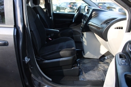 Used 2018  Dodge Grand Caravan 4d Wagon SE at Warner Motors near East Orange&comma; NJ