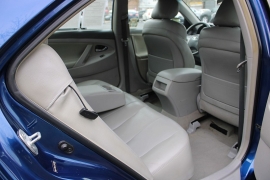 Used 2010  Toyota Camry 4d Sedan Auto at Warner Motors near East Orange&comma; NJ