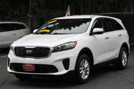 Used 2020  Kia Sorento 4d SUV FWD L at Warner Motors near East Orange&comma; NJ