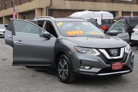 Used 2017  Nissan Rogue 4d SUV AWD SL &lpar;2017&period;5&rpar; at Warner Motors near East Orange&comma; NJ