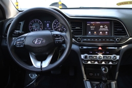 Used 2020  Hyundai Elantra 4d Sedan SEL at Warner Motors near East Orange&comma; NJ