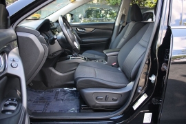 Used 2018  Nissan Rogue 4d SUV AWD SV at Warner Motors near East Orange&comma; NJ