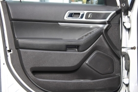 Used 2013  Ford Explorer 4d SUV 4WD XLT at Warner Motors near East Orange, NJ