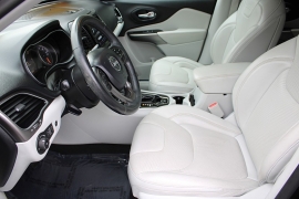 Used 2019 Jeep Cherokee 4d SUV 4WD Limited 3.2L at Warner Motors near East Orange, NJ