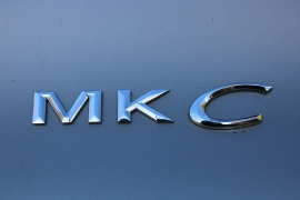 Used 2016  Lincoln MKC 4d SUV AWD Select at Warner Motors near East Orange, NJ