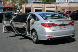 Used 2017  Hyundai Sonata 4d Sedan Limited at Warner Motors near East Orange&comma; NJ