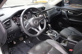 Used 2017  Nissan Rogue 4d SUV AWD SL at Warner Motors near East Orange&comma; NJ