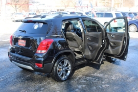 Used 2020 Chevrolet Trax 4d SUV AWD LT at Warner Motors near East Orange, NJ