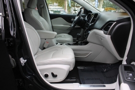 Used 2019 Jeep Cherokee 4d SUV 4WD Limited 3.2L at Warner Motors near East Orange, NJ