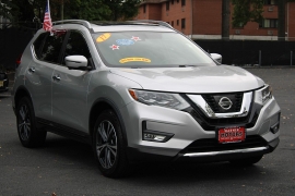 Used 2017  Nissan Rogue 4d SUV AWD SL at Warner Motors near East Orange&comma; NJ