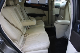 Used 2016  Lincoln MKC 4d SUV AWD Select at Warner Motors near East Orange, NJ