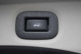 Used 2018  Nissan Rogue 4d SUV AWD SL at Warner Motors near East Orange&comma; NJ