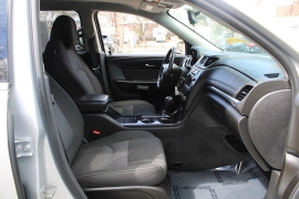 Used 2017 Chevrolet Traverse 4d SUV AWD LT w/1LT at Warner Motors near East Orange, NJ