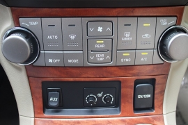 Used 2010 Toyota Highlander 4d SUV AWD Limited at Warner Motors near East Orange, NJ