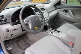 Used 2010  Toyota Camry 4d Sedan Auto at Warner Motors near East Orange&comma; NJ