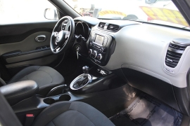 Used 2017  Kia Soul 4d Hatchback Auto at Warner Motors near East Orange&comma; NJ