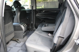 Used 2017  Kia Sorento 4d SUV FWD LX at Warner Motors near East Orange&comma; NJ