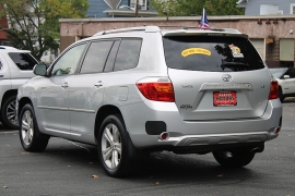 Used 2008  Toyota Highlander 4d SUV AWD Limited at Warner Motors near East Orange&comma; NJ