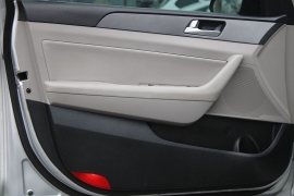 Used 2015  Hyundai Sonata 4d Sedan SE at Warner Motors near East Orange&comma; NJ