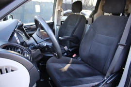 Used 2018  Dodge Grand Caravan 4d Wagon SE at Warner Motors near East Orange&comma; NJ