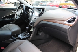Used 2017  Hyundai Santa Fe 4d SUV AWD SE Ultimate at Warner Motors near East Orange&comma; NJ